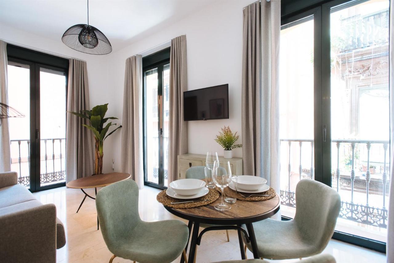 Chiqui And Vicente Suite Apartments セビリア 部屋 写真