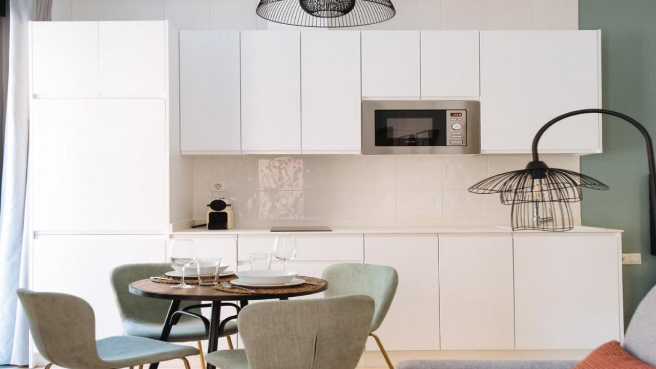 Chiqui And Vicente Suite Apartments セビリア エクステリア 写真